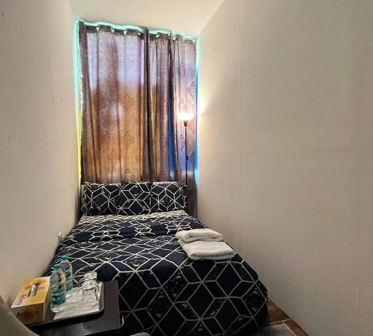 Tanih'S Lodging Abu Dzabi Egyesült Arab Emírségek