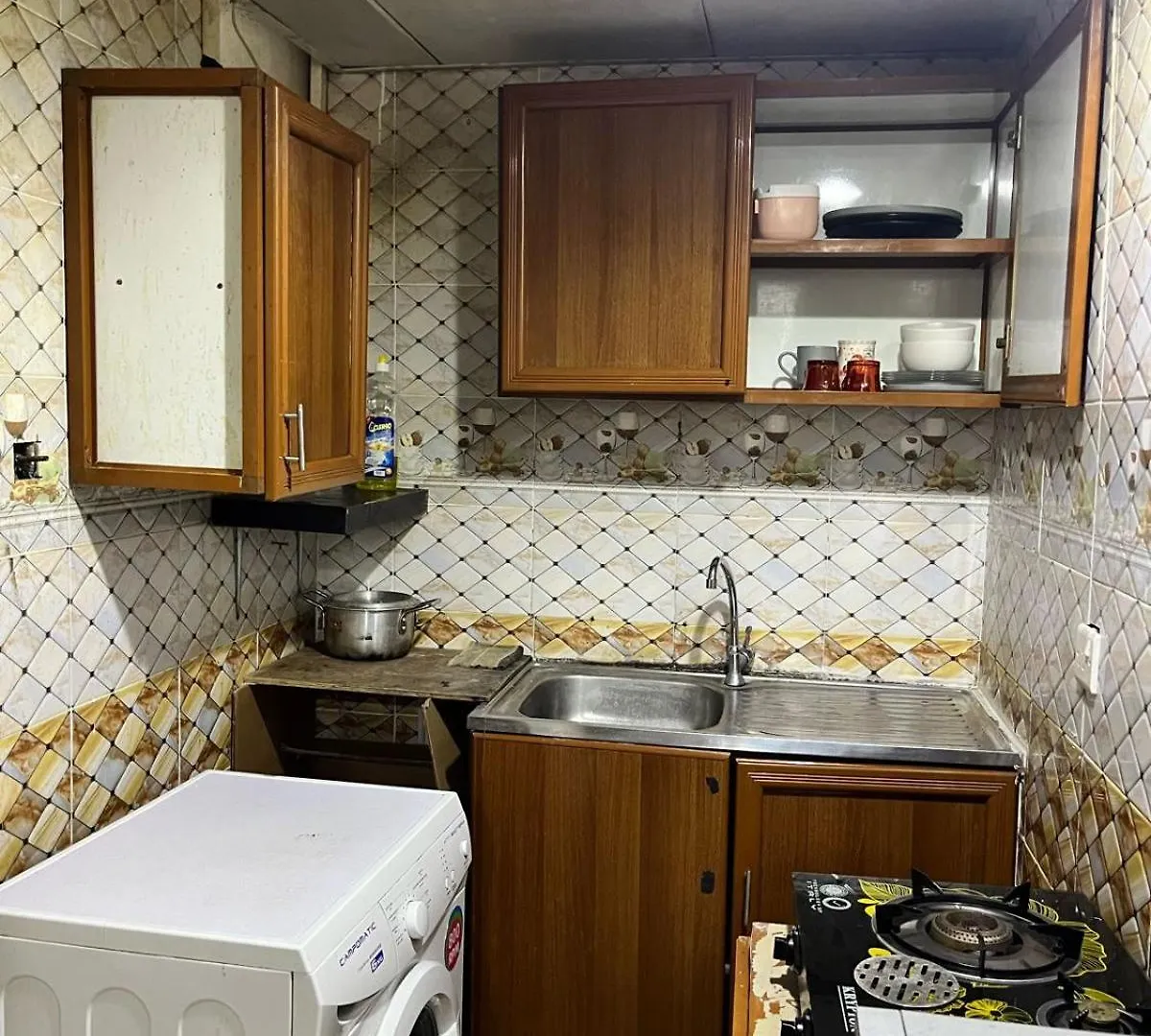 אבו דאבי Tanih'S Lodging